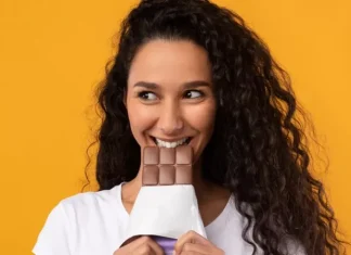 Comer chocolate o pensar en sexo: cosas extrañas que nos hacen estornudar