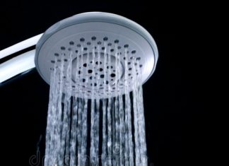 Roba y después se ducha. Detenido “por limpio”