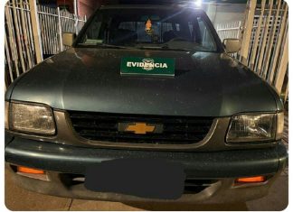 Recupera camioneta tras perseguir a delincuente que se la había robado