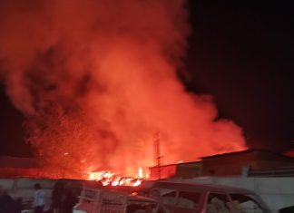 5 viviendas convertidas en cenizas por incendio en toma de San Felipe