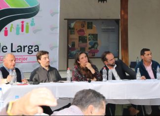 Mundaca se burla de Aconcagua