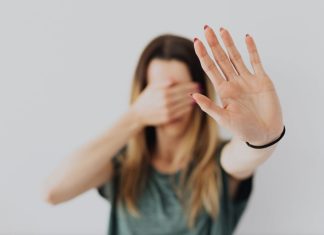 Realizan conversatorio por la violencia contra la mujer en Panquehue