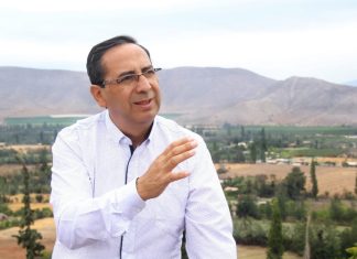 Quiroz: Minera compra conciencias y medios de comunicación