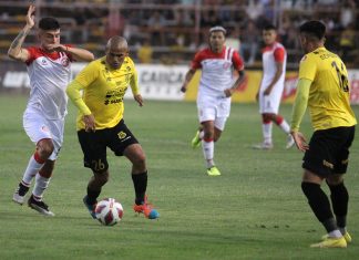 Unión San Felipe “resucita” a Chupete Suazo