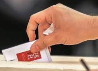 Revise si le cambiaron lugar de votación