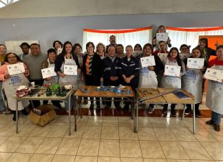 Mujeres quieren ser gásfiter en San Felipe. Continúan talleres de Esval