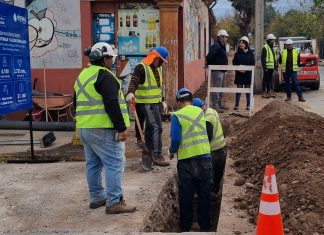 Esval renueva sus redes en San Felipe
