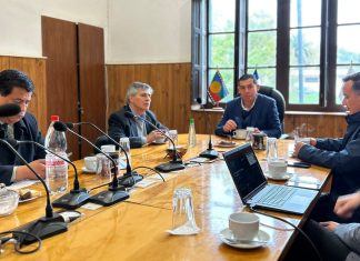 Subsecretario de Telecomunicaciones conoce Red de Fibra Optica de Panquehue