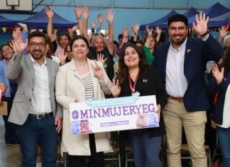 Ministra de la Mujer en Aconcagua