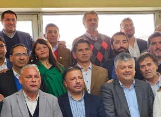 “A la buena o a la mala”. Mundaca indignado por mezquino aumento de presupuesto regional