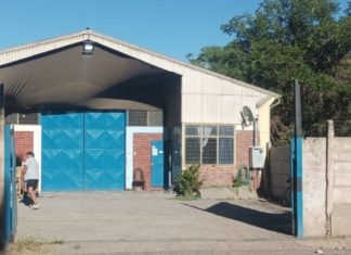 Roban camioneta y 5 millones en mercadería