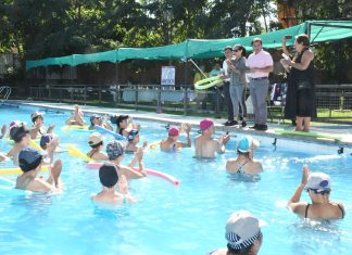 Los Andes: Finalizó taller de hidrogimnasia para mayores