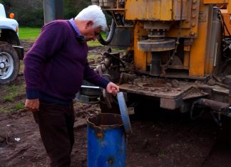 Galdames fiscaliza pruebas de bombeo en nuevo Parque Municipal de Rinconada
