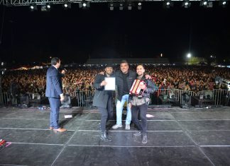 Los Vásquez llenan la Vendimia de San Esteban