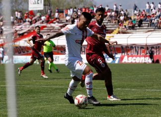 Unión San Felipe la sigue peleando